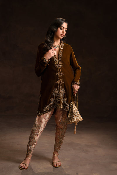 New Velvet Dress Designs Ideas || Velvet Suit Design 2023 || Velvet Frock  Design || Win… | Velvet dress designs, Stylish dresses for girls, Simple pakistani  dresses