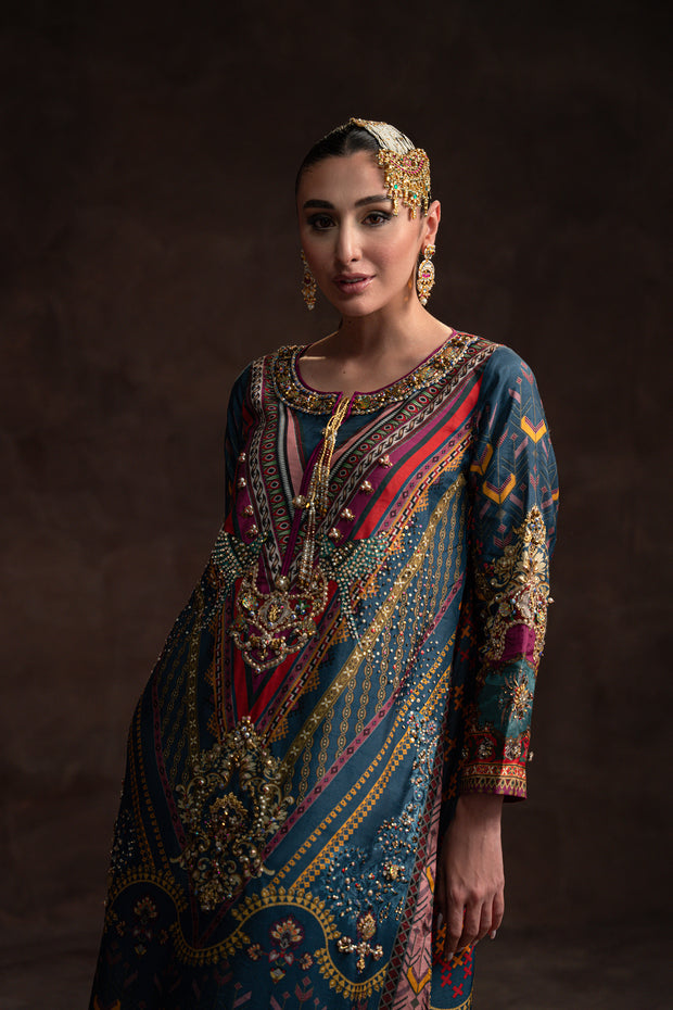 Bold Glam Kaftan (D-02)