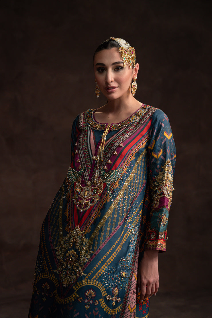 Bold Glam Kaftan (D-02)