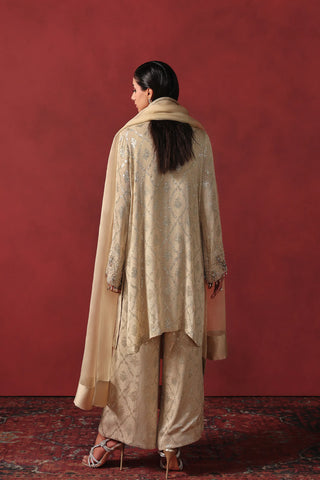 Golden Reverie (D-11)